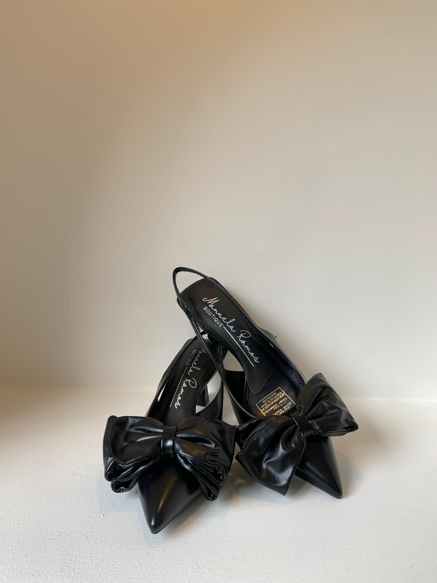 KITTEN HEELS