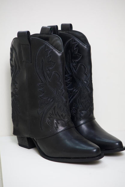 ARIAT BOOTS